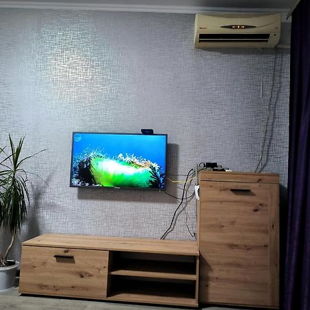 2-К Квартира Малиновського 12. Набережна Лівого Берега. دنيبروبيتروفسك المظهر الخارجي الصورة