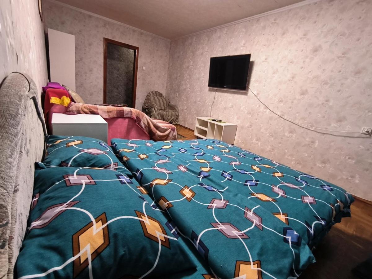 2-К Квартира Малиновського 12. Набережна Лівого Берега. دنيبروبيتروفسك المظهر الخارجي الصورة